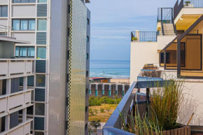 Costa Terrace